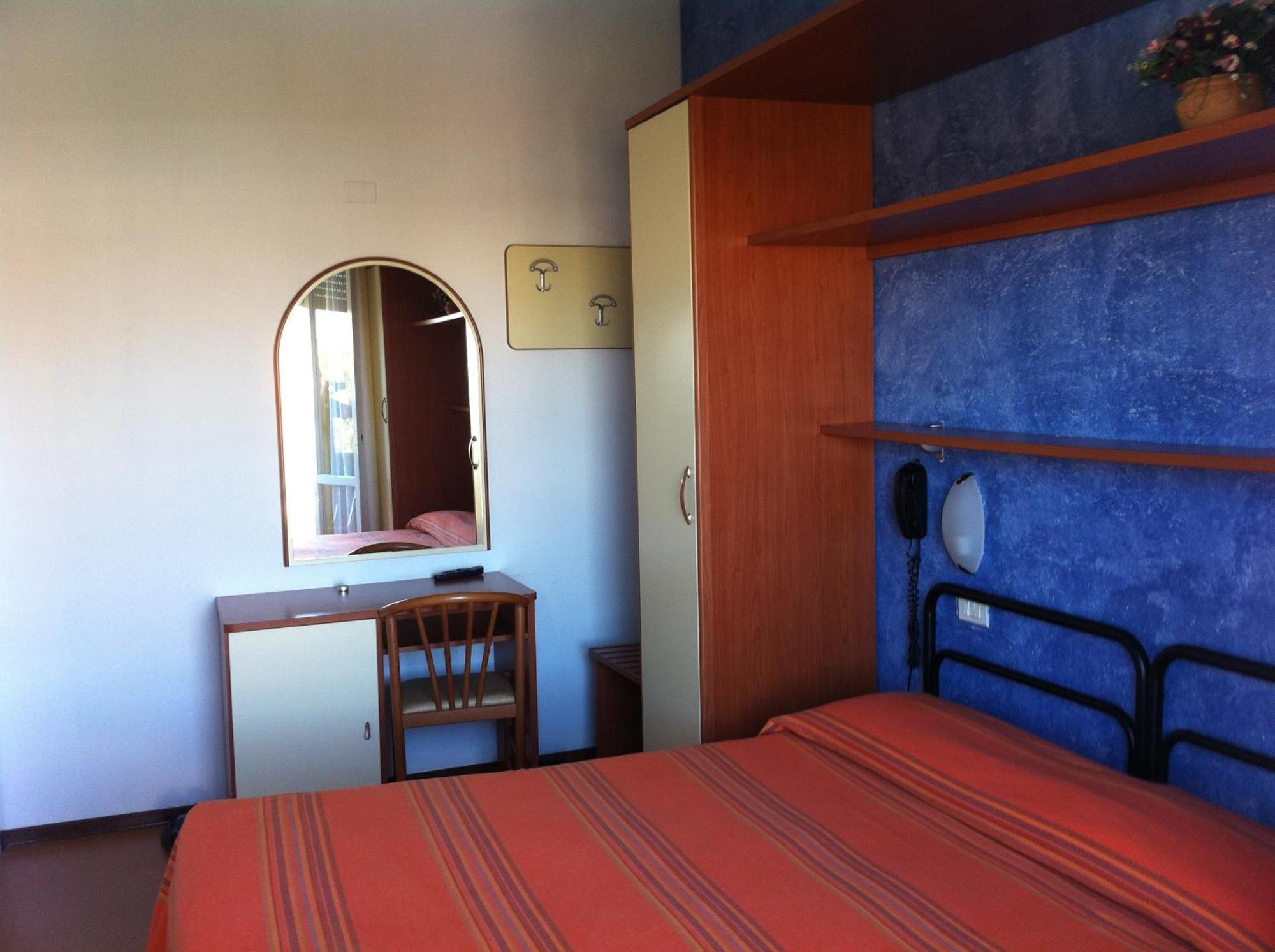 Hotel Viking Rimini Exterior photo