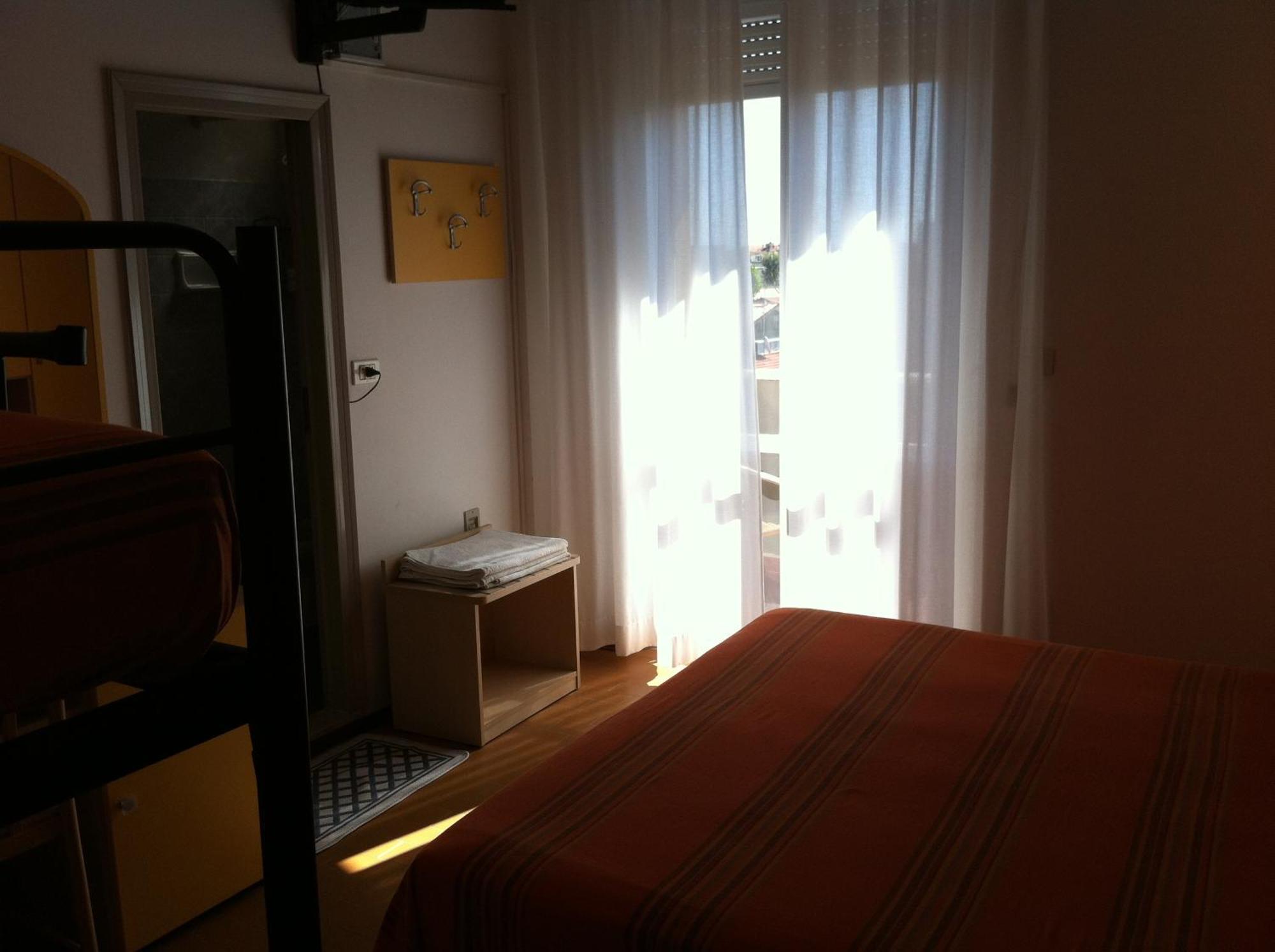Hotel Viking Rimini Exterior photo