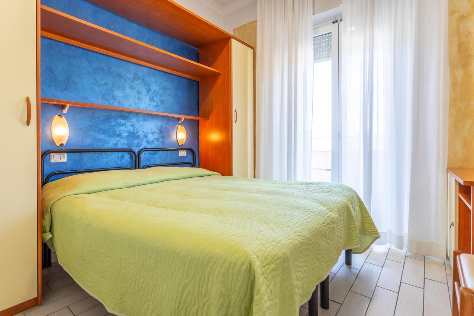 Hotel Viking Rimini Exterior photo