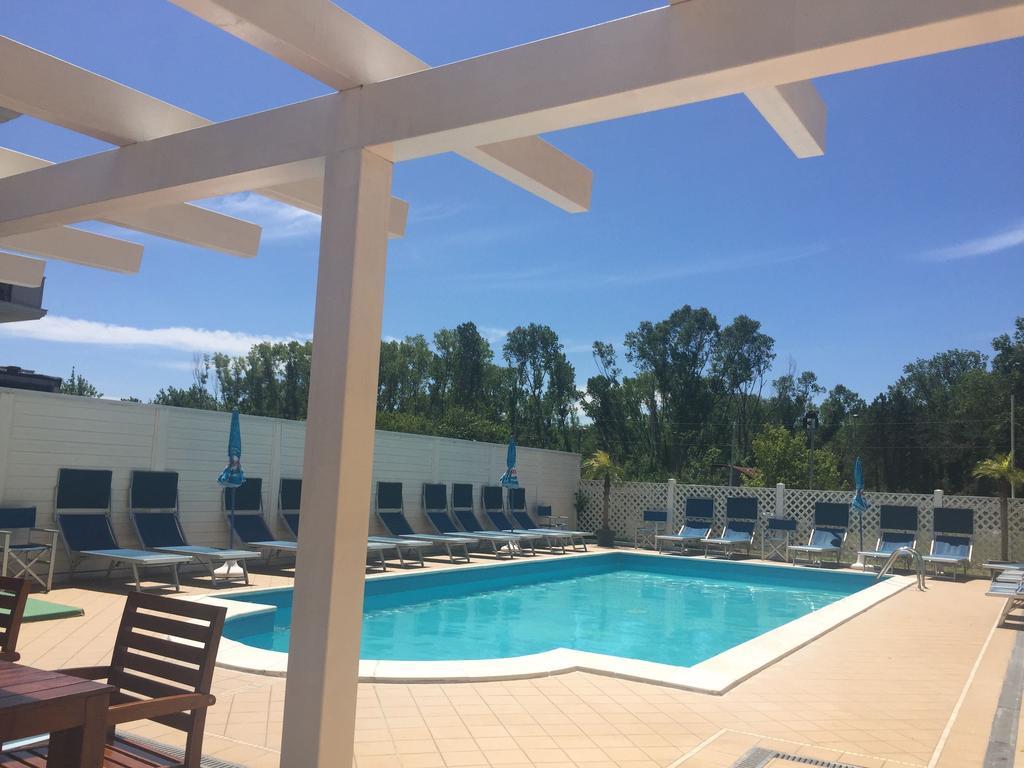 Hotel Viking Rimini Exterior photo