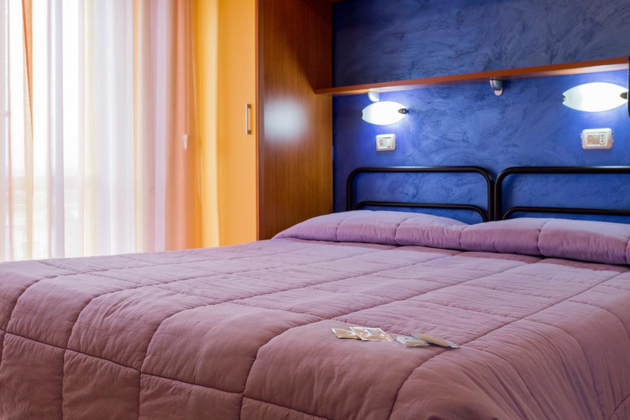 Hotel Viking Rimini Exterior photo